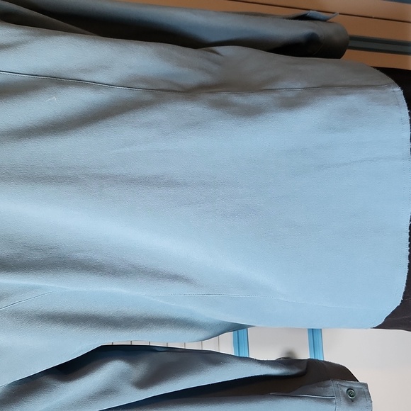 Petite Sophisticate Teal Button-Down Blouse - Picture 11 of 13